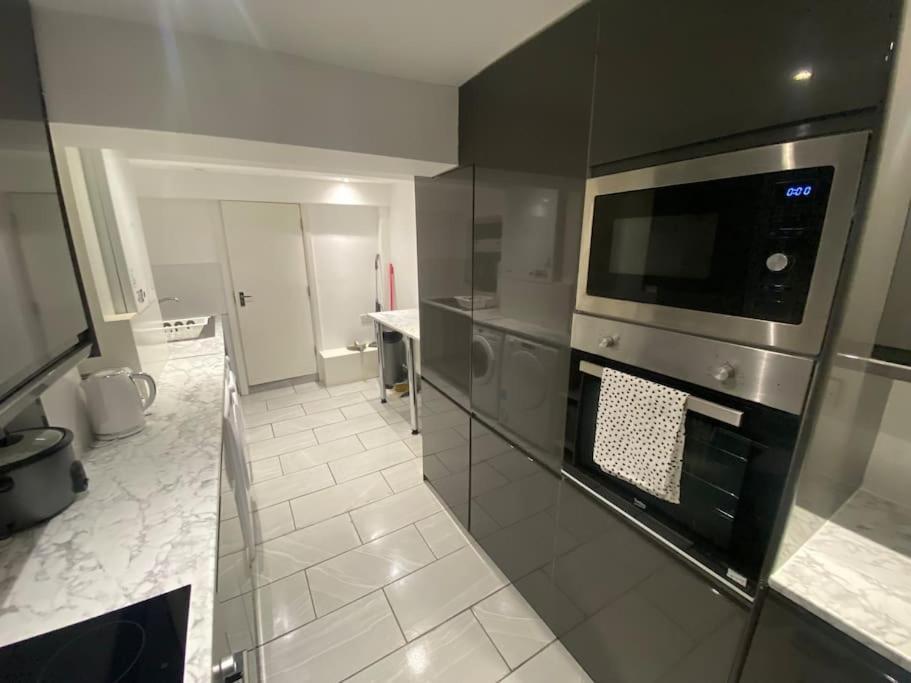 Mba Cosy 4 Bedroom House *