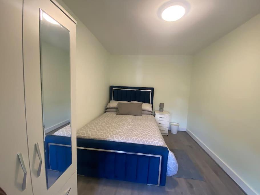 Casa de Férias Mba Cosy 4 Bedroom House Watford (Hertfordshire)